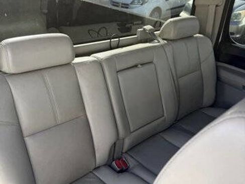 Used 2009 Chevrolet Silverado 2500 LT w/ Suspension Package, Off-Road image 20