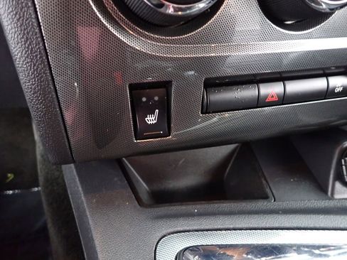 Used 2013 Dodge Challenger SXT Plus image 3