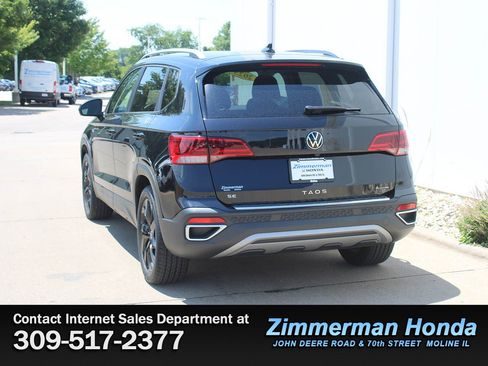 Used 2023 Volkswagen Taos SE w/ Panoramic Sunroof Package AWD/4WD image 26