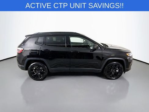 New 2026 Jeep Compass Latitude image 8