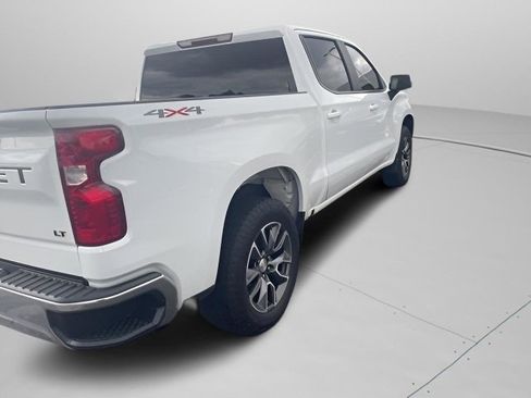 Used 2022 Chevrolet Silverado 1500 LT AWD/4WD image 12