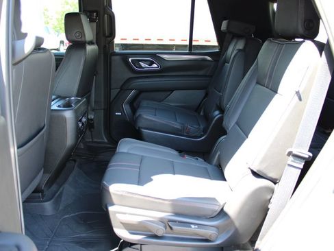 Certified 2023 Chevrolet Tahoe RST w/ RST Performance Edition AWD/4WD image 40