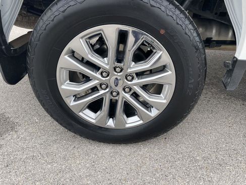 Used 2024 Ford F150 Lariat w/ FX4 Off-Road Package image 36