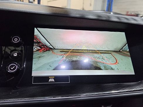 Used 2023 Buick Envision Essence image 22