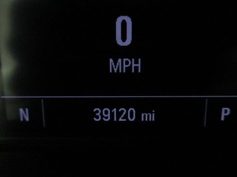 Used 2022 Chevrolet Colorado LT w/ LT Convenience Package image 17