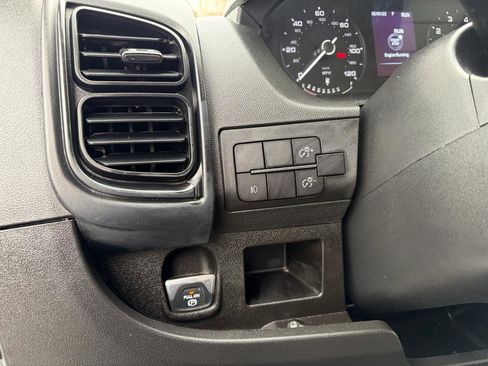 Used 2023 RAM ProMaster 3500 w/ Driver Convenience Group image 16