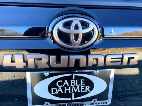 Used 2023 Toyota 4Runner 40th Anniversary SE image 29