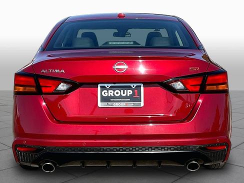 Used 2024 Nissan Altima 2.5 SR FWD image 5