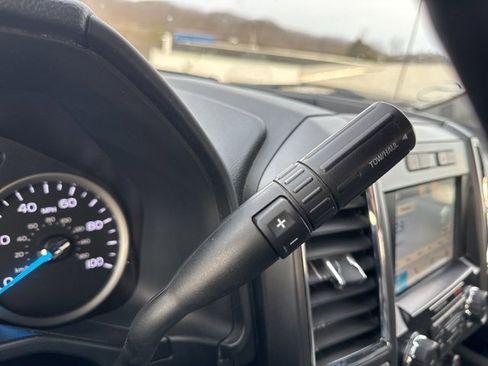 Used 2017 Ford F250 XLT w/ XLT Premium Package image 21