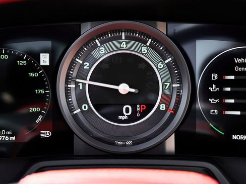 Used 2021 Porsche 911 AWD/4WD image 61