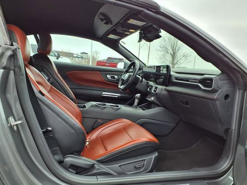 Used 2024 Ford Mustang Premium image 20
