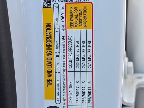 New 2026 GMC Sierra 1500 SLE image 9