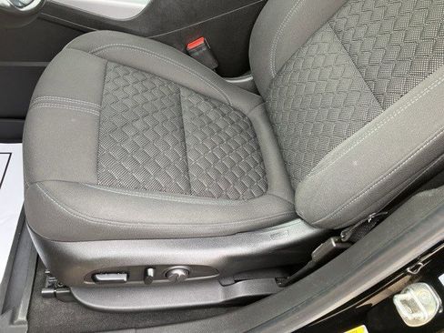 Used 2020 Chevrolet Blazer LT image 11