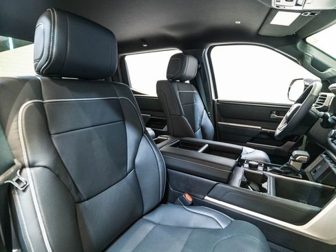 New 2026 Toyota Tundra Limited AWD/4WD image 16
