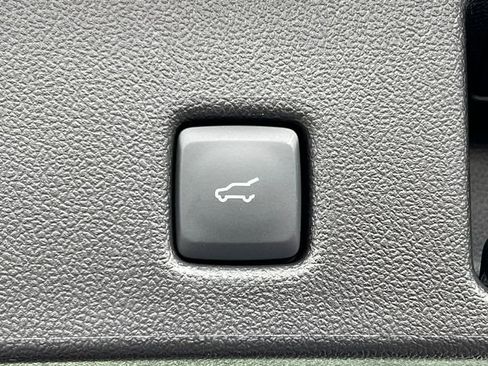 New 2026 Ford Escape SE w/ Class II Trailer Tow Package image 33