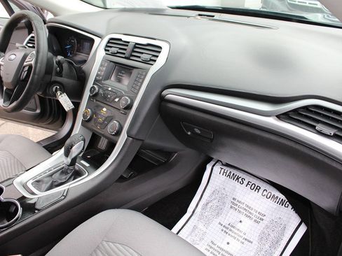 Used 2016 Ford Fusion S FWD image 40