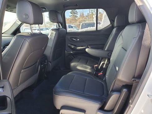 Certified 2023 Chevrolet Traverse LT w/ Midnight/Sport Edition image 14