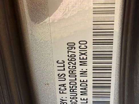 Used 2024 RAM 2500 Big Horn image 24