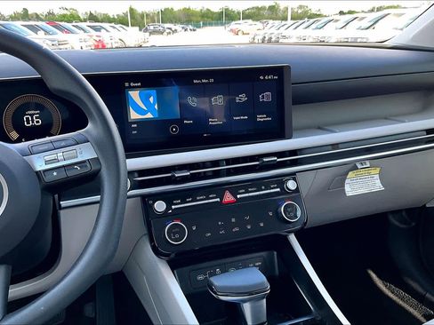 Certified 2025 Hyundai Tucson SEL image 7