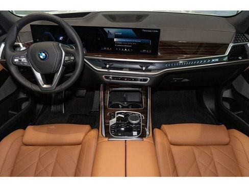 New 2026 BMW X5 xDrive50e w/ Premium Package AWD/4WD image 80
