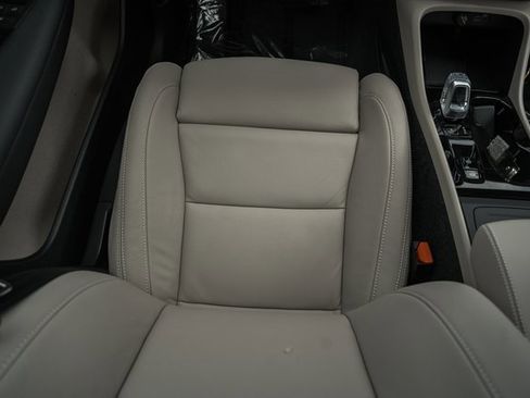 New 2026 Volvo XC40 B5 Plus w/ Protection Package Premier image 30