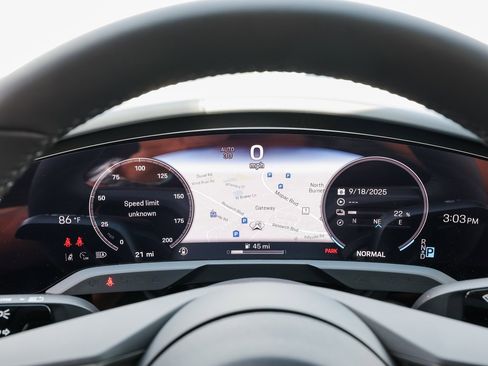 New 2025 Porsche Taycan image 15