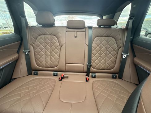 Used 2024 BMW X5 xDrive50e w/ Premium Package image 23