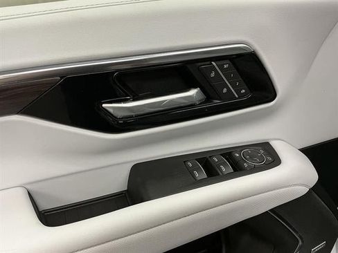 New 2026 Chevrolet Tahoe Premier AWD/4WD image 24