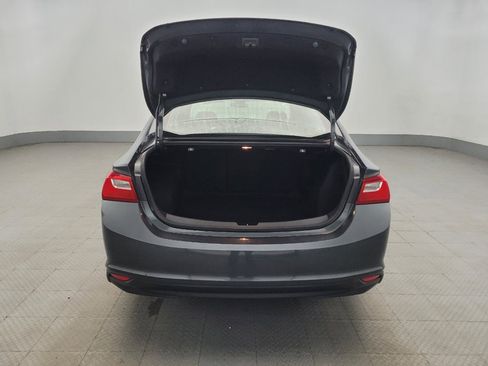 Used 2017 Chevrolet Malibu LS image 29