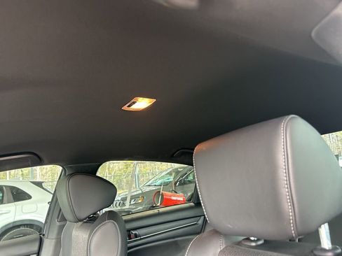 Used 2022 Honda Accord Sport image 6