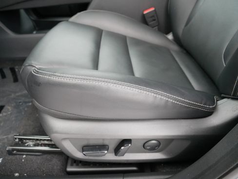 Certified 2023 Nissan Rogue SL w/ SL Premium Package image 20