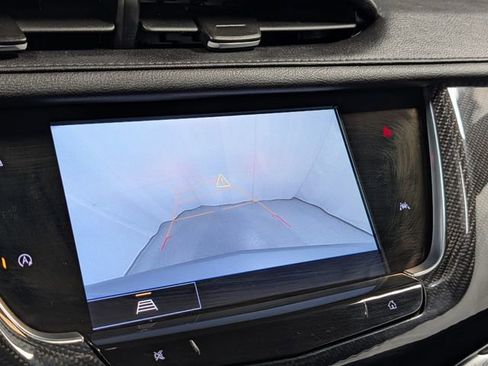 Used 2024 Cadillac XT6 Sport image 26