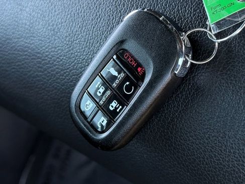 Used 2025 Honda Odyssey Sport-L image 37