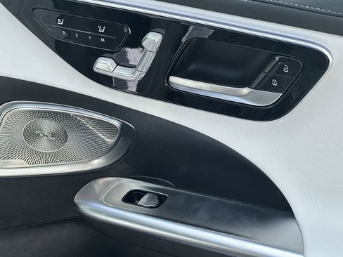 New 2026 Mercedes-Benz C 300 Sedan image 17