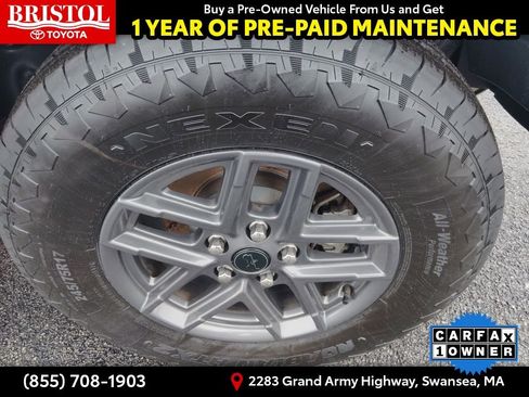 Used 2025 Jeep Wrangler Sport S image 8