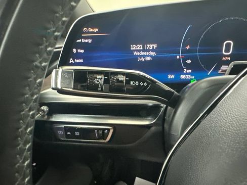 Certified 2025 Cadillac Lyriq Sport AWD/4WD image 36