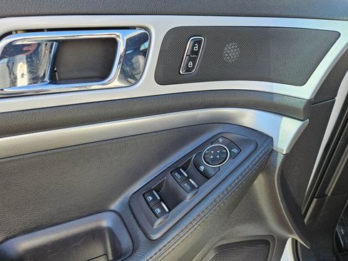 Used 2011 Ford Explorer XLT w/ 202A Rapid Spec Order Code AWD/4WD image 20