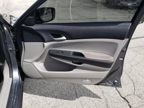 Used 2012 Honda Accord LX image 19