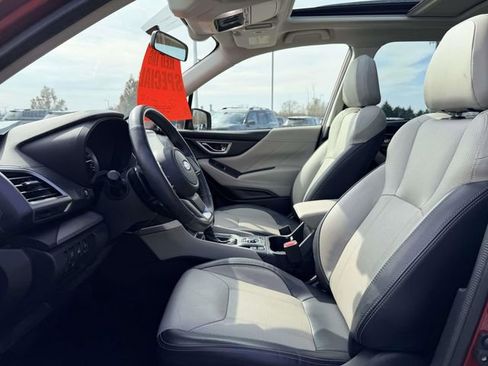Used 2021 Subaru Forester Limited image 18