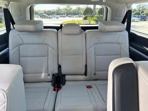 New 2026 Lincoln Navigator L Reserve AWD/4WD image 22