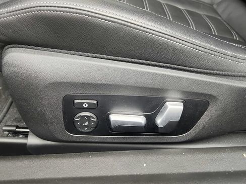 Used 2023 BMW M2 w/ Lighting Package RWD image 14