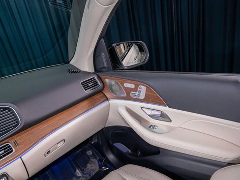 Certified 2025 Mercedes-Benz GLE 450e 450e 4MATIC® SUV image 24