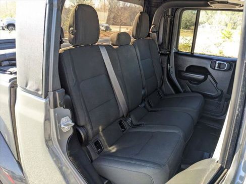 Certified 2022 Jeep Gladiator Willys image 46