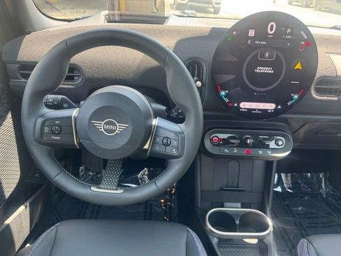 Certified 2026 MINI Cooper 4-Door Hardtop FWD image 19