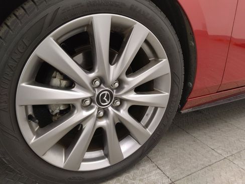 Used 2020 MAZDA MAZDA3 AWD Sedan w/ Preferred Package image 31