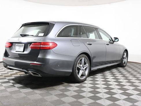 Used 2017 Mercedes-Benz E 400 4MATIC Wagon image 7