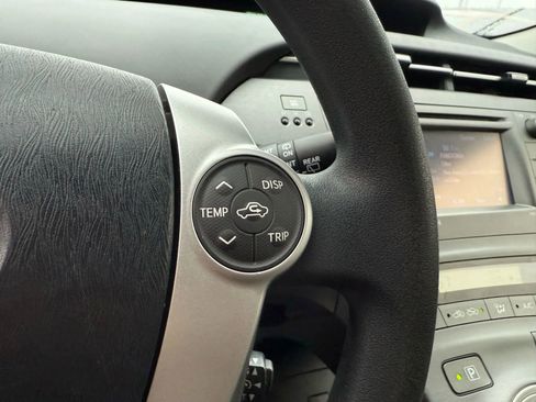 Used 2013 Toyota Prius Three image 20