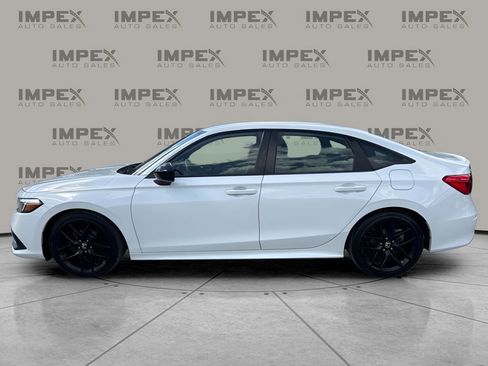 Used 2022 Honda Civic Sport image 3