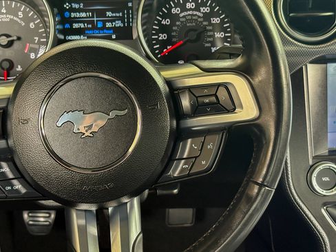 Used 2022 Ford Mustang GT w/ Equipment Group 301A RWD image 32