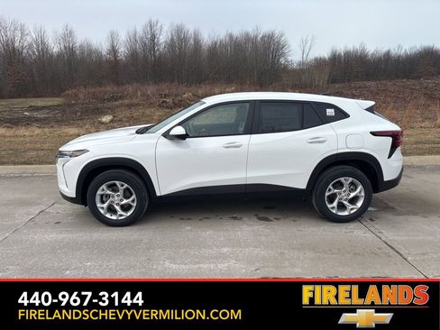 New 2026 Chevrolet Trax LS w/ LS Convenience Package image 6